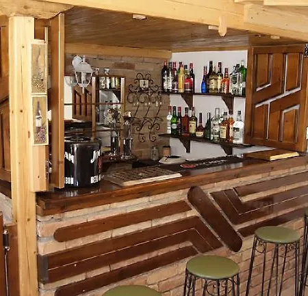 Guest house Lionsgate *